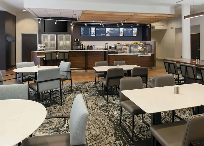Courtyard By Marriott Houston City Place
